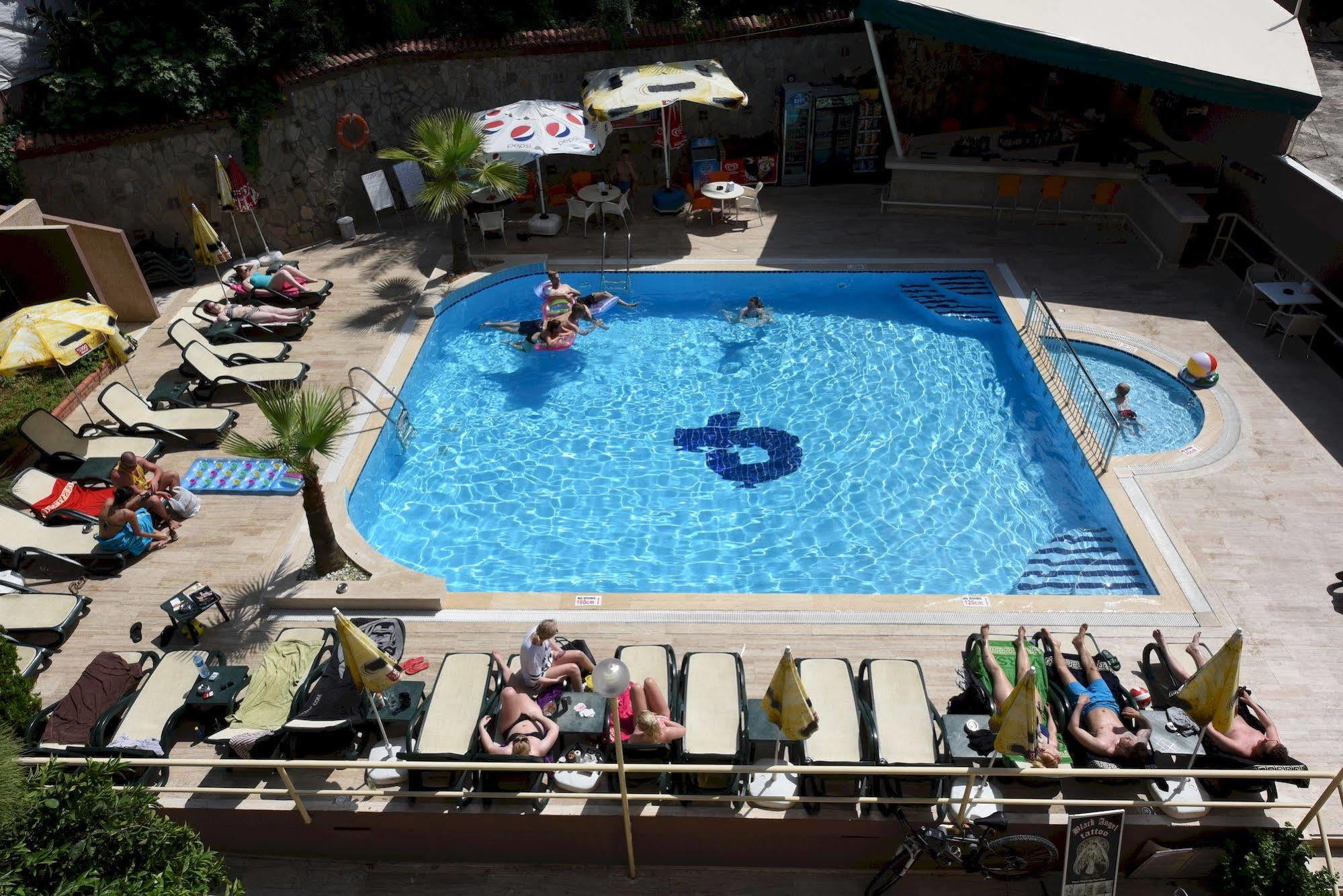 Park Hotel (Adults Only) Alanya Exteriér fotografie